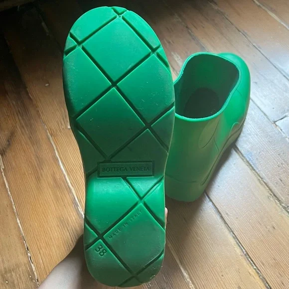 Bottega Veneta boots 🥑 - Picture 4 of 6